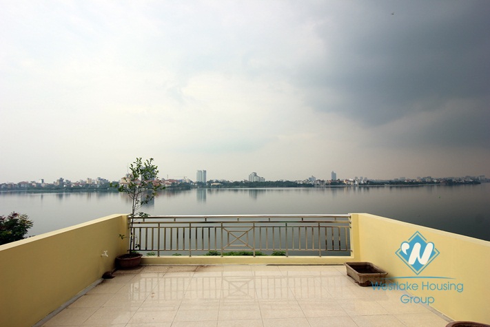 Unfurnished house on the lake side for rent in Tay Ho area, Hanoi.